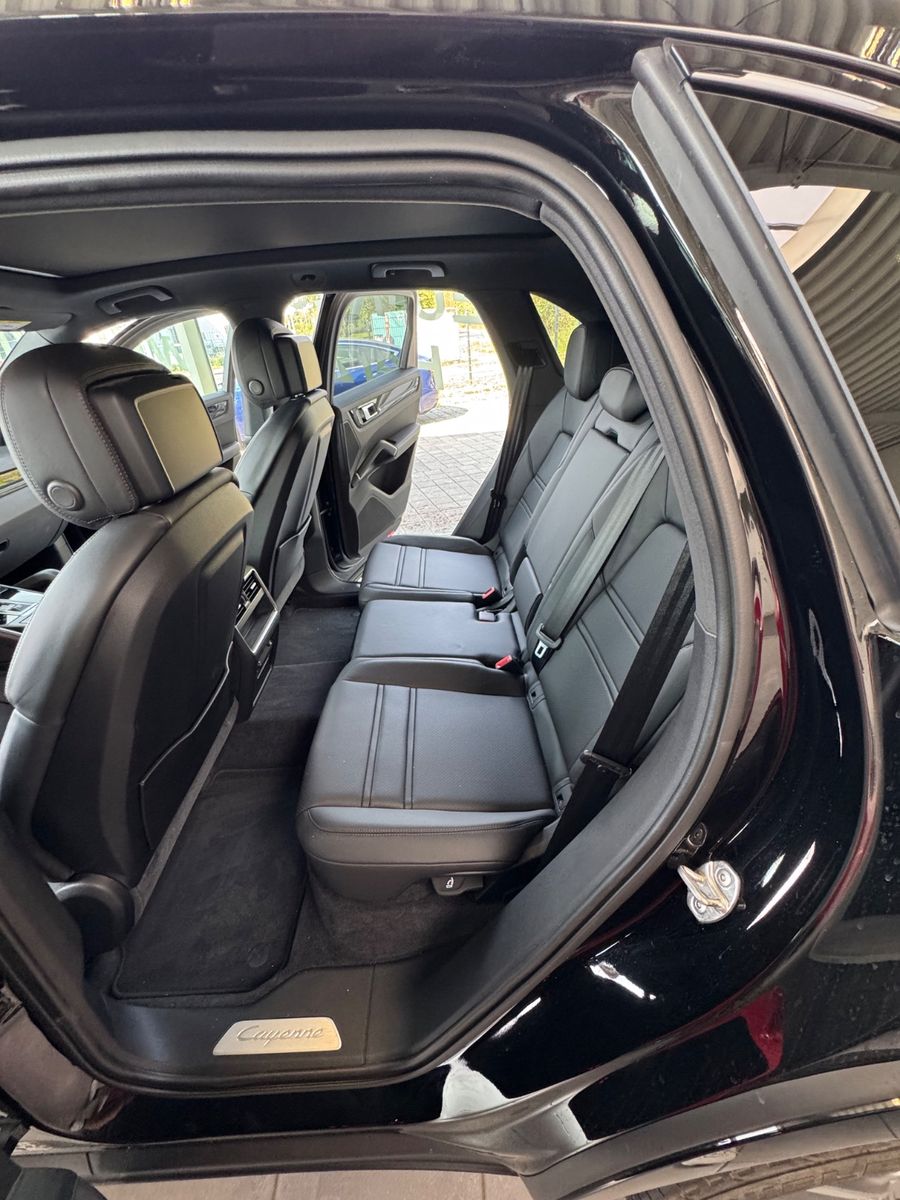 Fahrzeugabbildung Porsche Cayenne E-Hybrid/Innodrive/Panodach/
