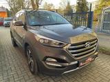 Hyundai Tucson Premium 4WD, Panno, Xenon!!! - Hyundai Tucson Premium mit Diesel-Antrieb