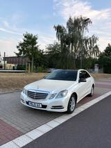 Mercedes-Benz E 200 CDI BlueEFFICIENCY ELEGANCE  - Mercedes-Benz E 200 in Magdeburg