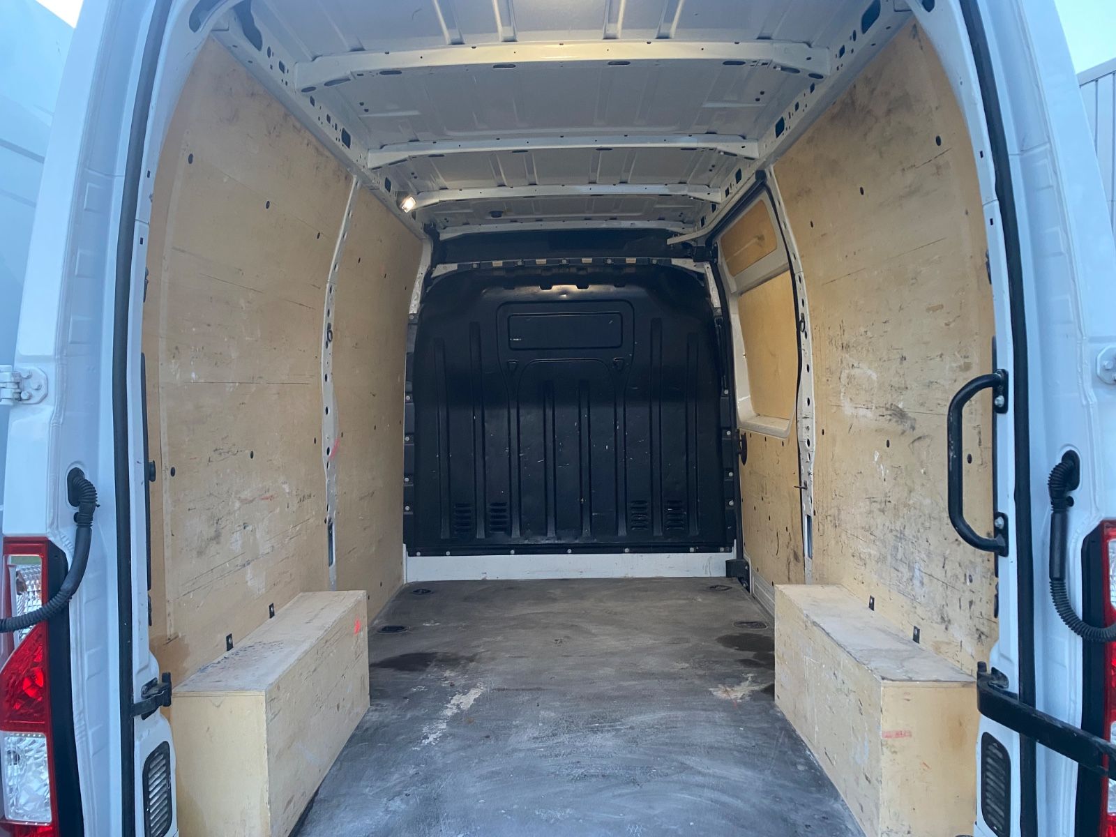 Fahrzeugabbildung Renault Master III Kasten L2H2 HKa 3,5 Komfort,56302KM