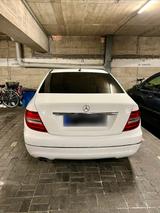 Mercedes-Benz Mercedes Benz C180 Avantgarde Edition - Mercedes-Benz C-Klasse: Avantgarde Edition