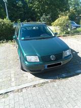 Volkswagen VW Bora Kombi 2,3 V5 - Volkswagen Bora Kombi V5 mit Benzin-Antrieb