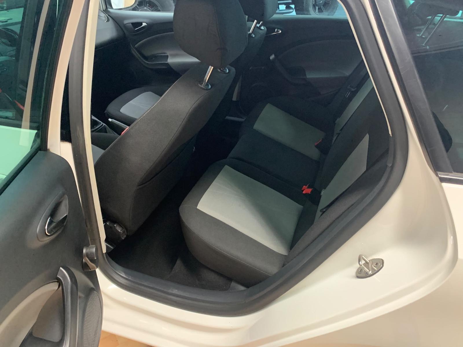 Seat Ibiza 2015 — photo 7