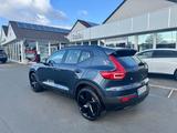 Volvo EX40 Single Motor Extended Range Plus Black Edi. - blaue Volvo EX40