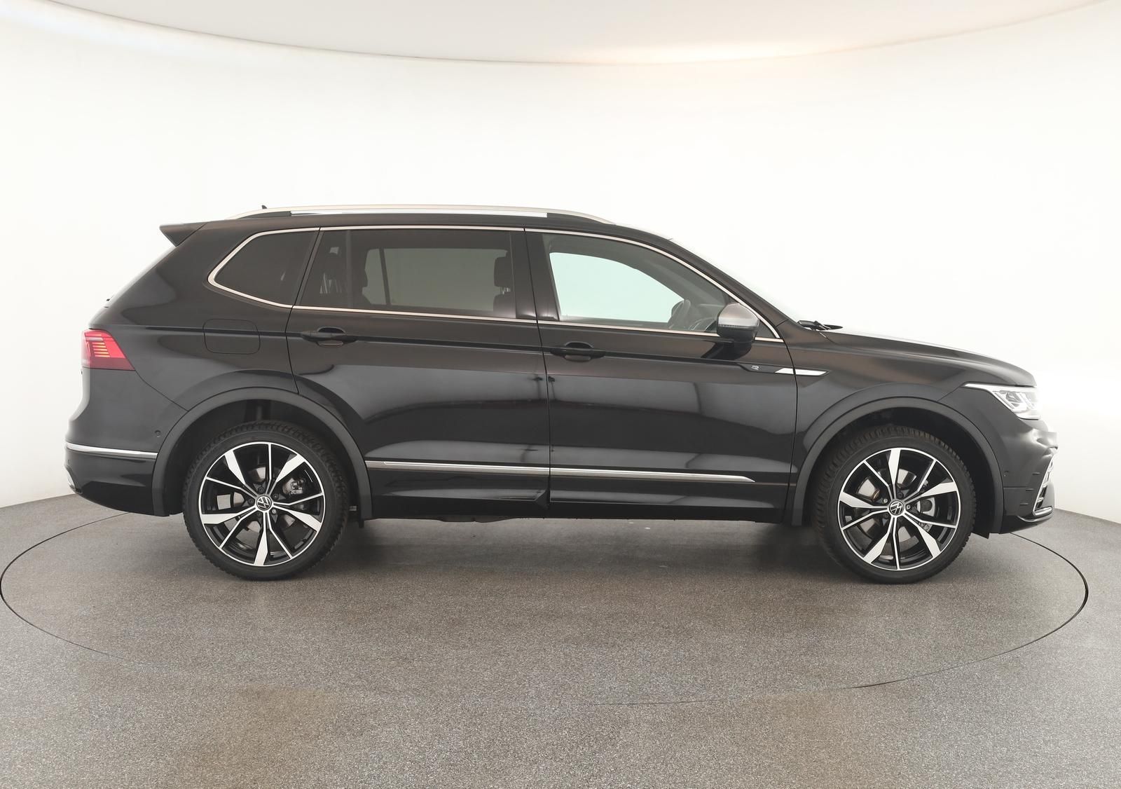 Volkswagen Tiguan Allspace 2.0 TDI 4M DSG R-Line 7 Pano Kam foto 4