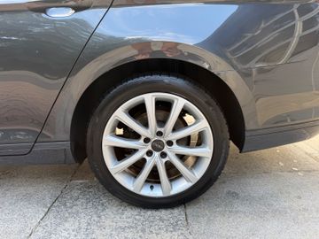 Volkswagen Passat - 8