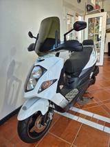 Daelim Otello SL125R FI ABS - DAELIM ROLLER 125