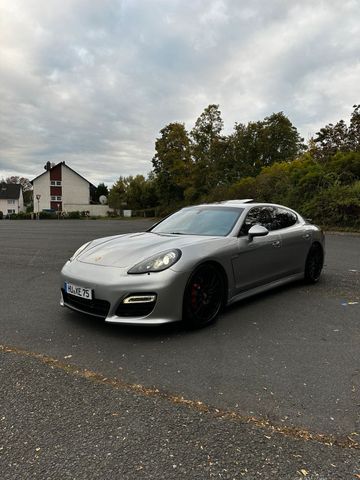 Porsche Panamera GTS FULL