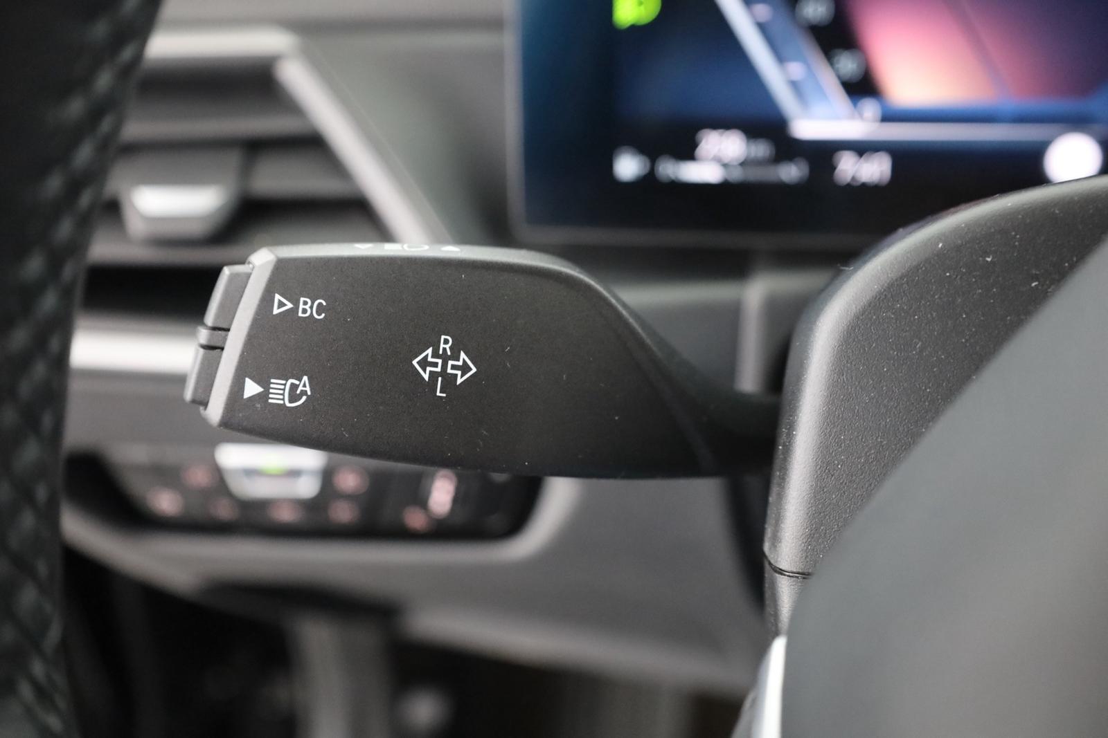 BMW 3 Series i Touring LED Navi ACC el. Heckklappe DAB, миниатюра 18