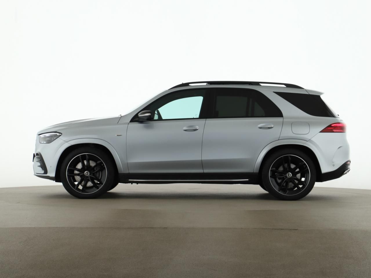 Mercedes-Benz GLE 400 e 4M AMG Night Massage Pano AHK HUD 360 foto 3