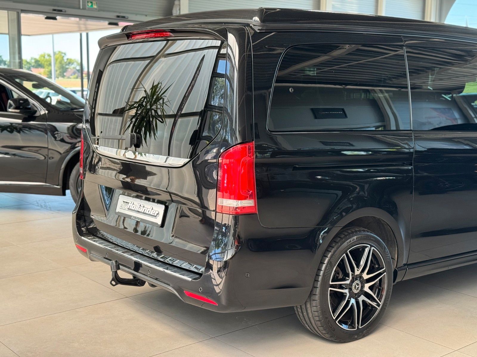 Fahrzeugabbildung Mercedes-Benz V-Klasse Vito Marco Polo 250 d HORIZON EDITION