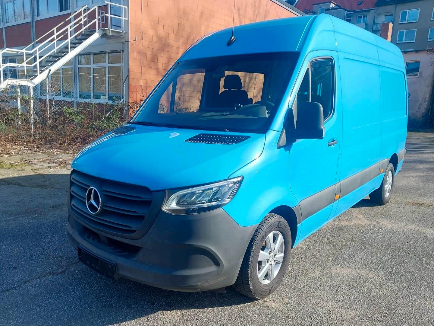 Mercedes-Benz Sprinter 319 V6 CDI L2H2 SOFORT MBUX/LED/Temp.