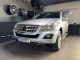Mercedes-Benz ML 350 4 MATIC/SCHIEBEDACH/KAMERA - Mercedes-Benz ML 350 Gebrauchtwagen in Mülheim (Ruhr)