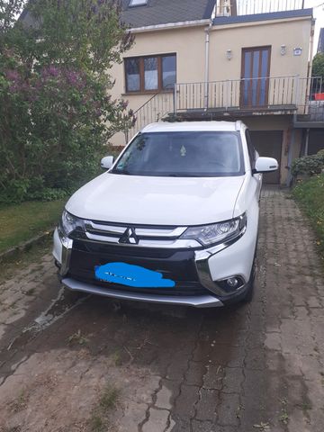 Mitsubishi Outlander 2.0 MIVEC Basis ClearTec 2WD Basis