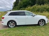 Audi Q7 e-tron 3.0 TDI quattro tiptronic - - Hybrid (Diesel/Elektro): Plug-In Hybrid, Geländewagen
