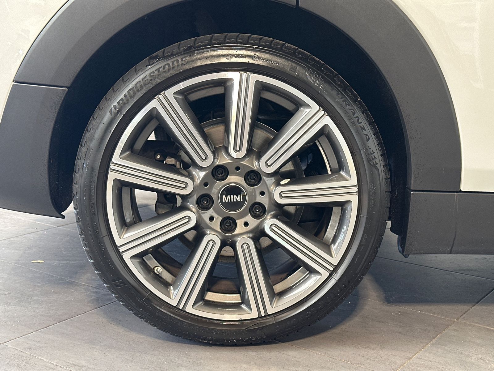 MINI Cooper S Clubman Aut. Classic Black NAV+LED+KAM imagem 3