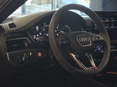 Fahrzeugabbildung Audi RS4 Avant 2.9 TFSI quattro (SZ-LÜFT/B&O/ACC/NARD