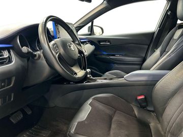 Toyota C-HR - 7