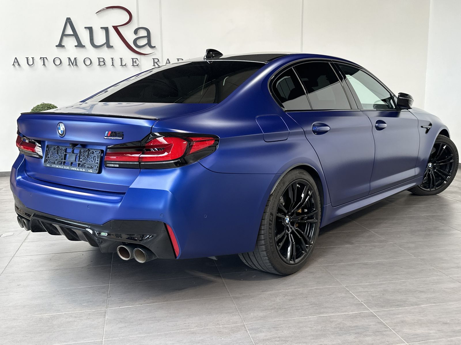 Fahrzeugabbildung BMW M5 Competition NAV+LED+KERAMIK+KAMERA+20ZOLL+1HD