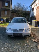 Volkswagen VW Bora 2.0 Kombi mit AHK und Klima - Volkswagen Bora: 2.0