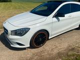 Mercedes-Benz CLA 220 Shooting Brake CLA 220 d  - gebrauchte Mercedes-Benz CLA 220 Shooting Brake aus dem Jahr 2015