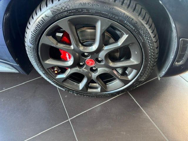 Fahrzeugabbildung Abarth 124 Spider 1.4 MultiAir Turbo AT Turismo LED NAV