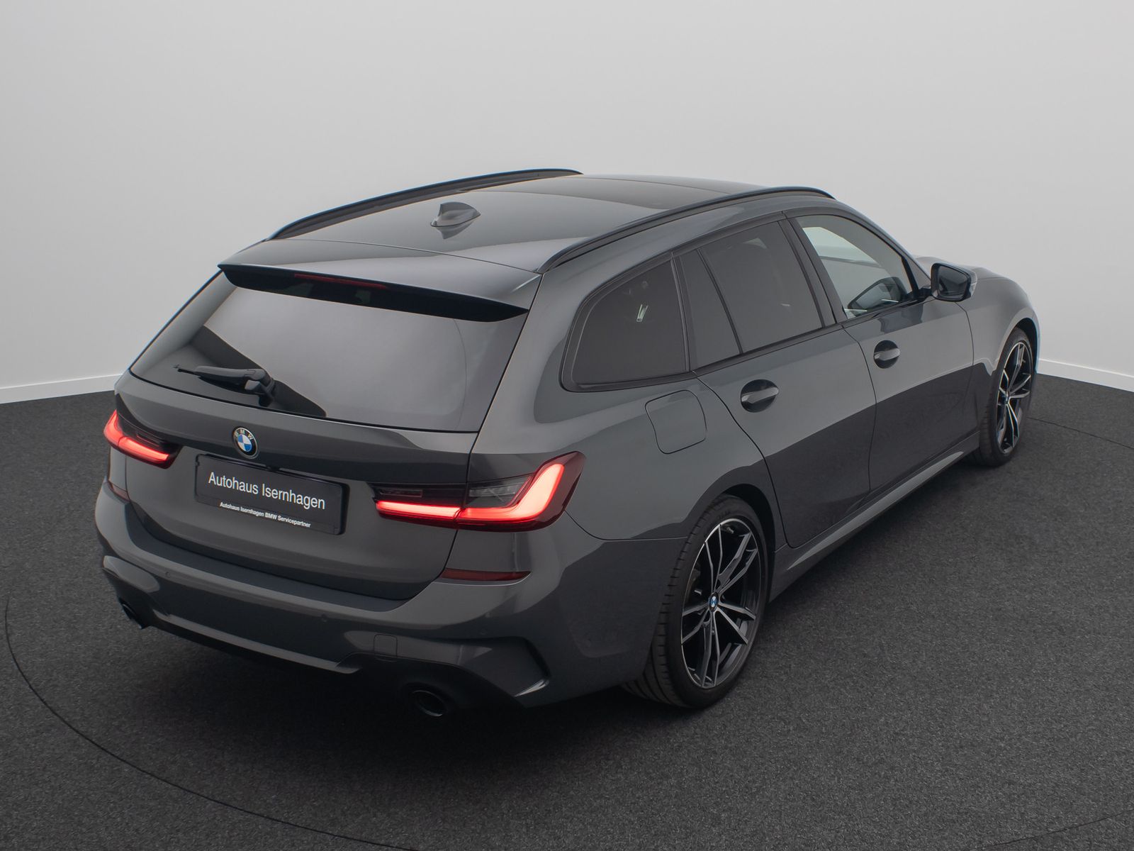 Fahrzeugabbildung BMW 320d xD M Sport Panorama DAB Laser Kamera 19Zoll