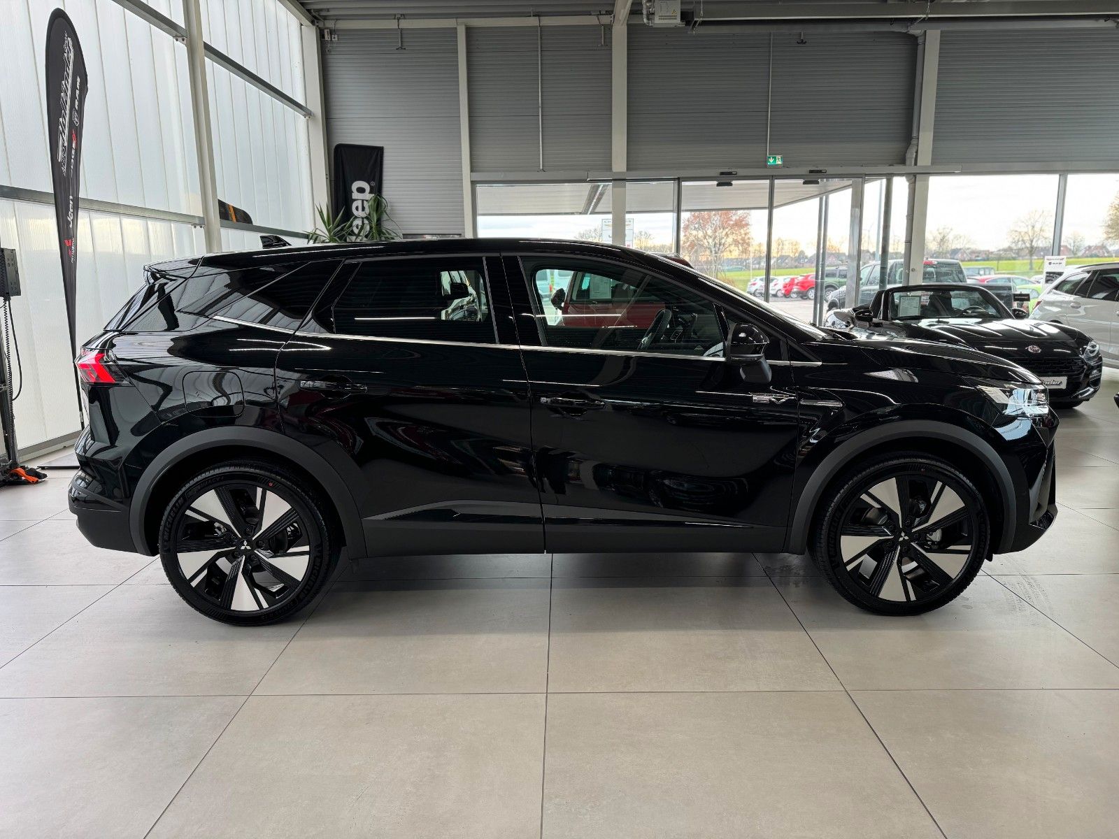 Fahrzeugabbildung Mitsubishi Grandis 1.8 Hybrid Benziner Intro Edition