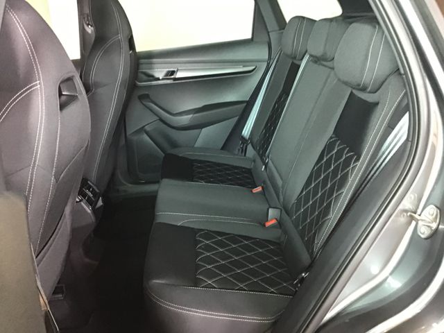Fahrzeugabbildung Skoda Karoq Sportline 1.5TSI DSG/AHK/ACC/Matrix/Navi
