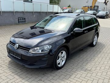 Volkswagen Golf - 2