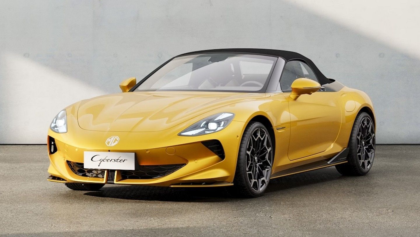 MG Cyberster 77kWh RWD