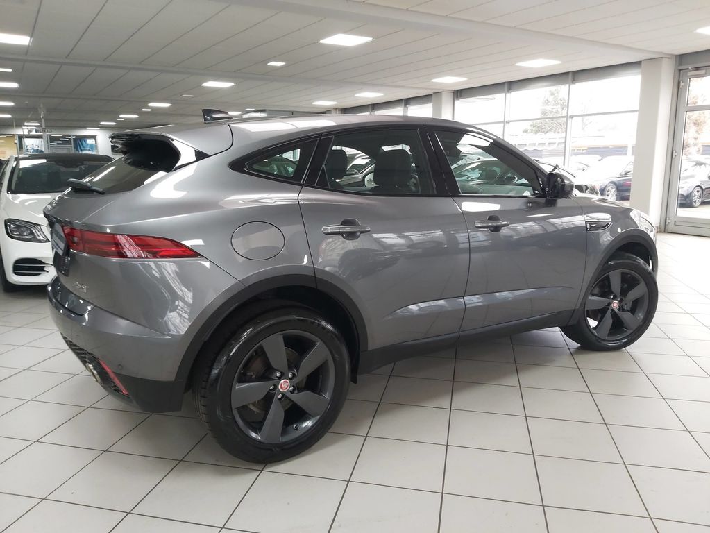 Jaguar E-Pace E-PACE AWD S PANO LEDER TOTW NETTO 23.200