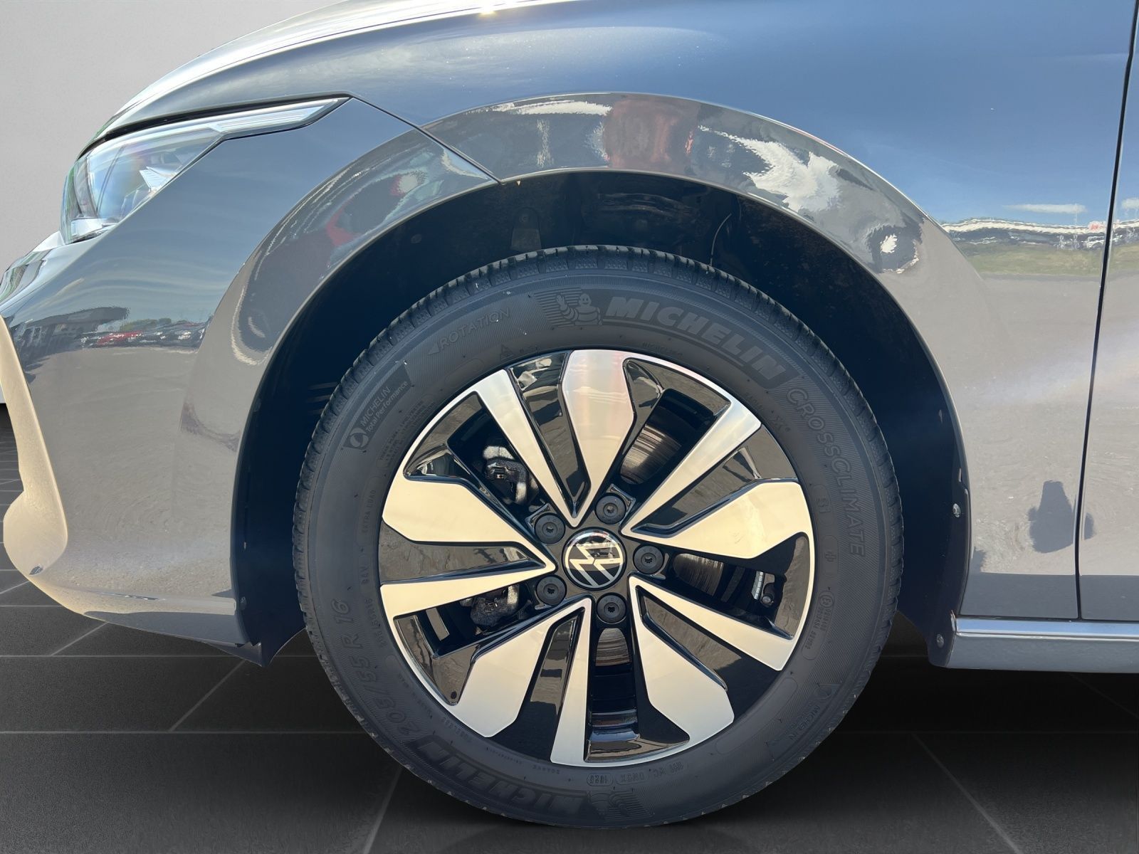 Volkswagen Golf - Bild 9