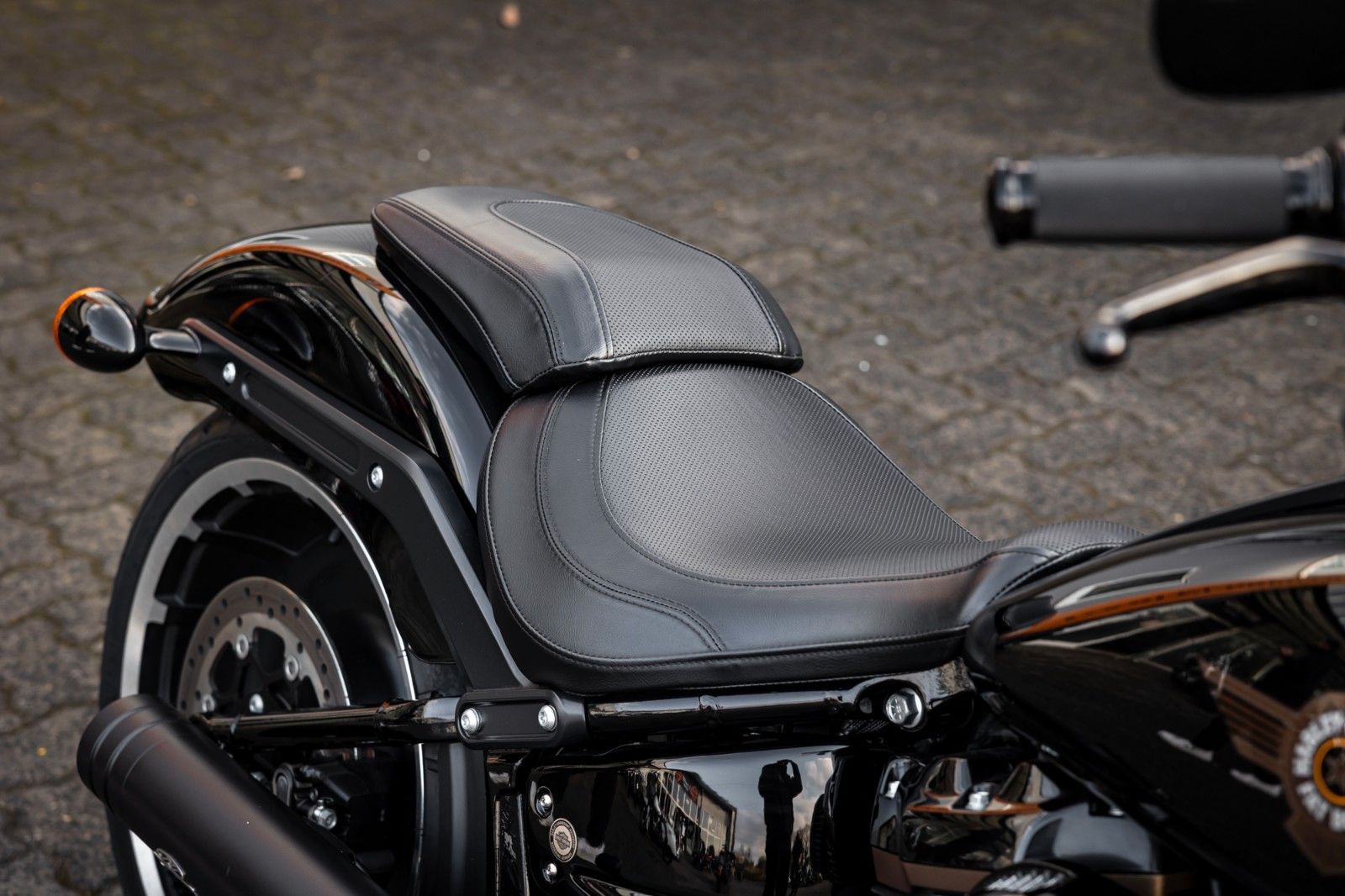 Fahrzeugabbildung Harley-Davidson Softail Fat Boy 30th Anniversary -Jekill & Hyde-