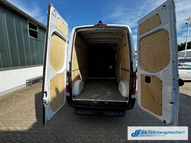 Fahrzeugabbildung Mercedes-Benz Sprinter 211 L2 EU6d-T III Kasten FWD 214 CDI Au