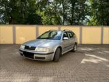 Skoda Octavia 1.9 TDI Kombi 