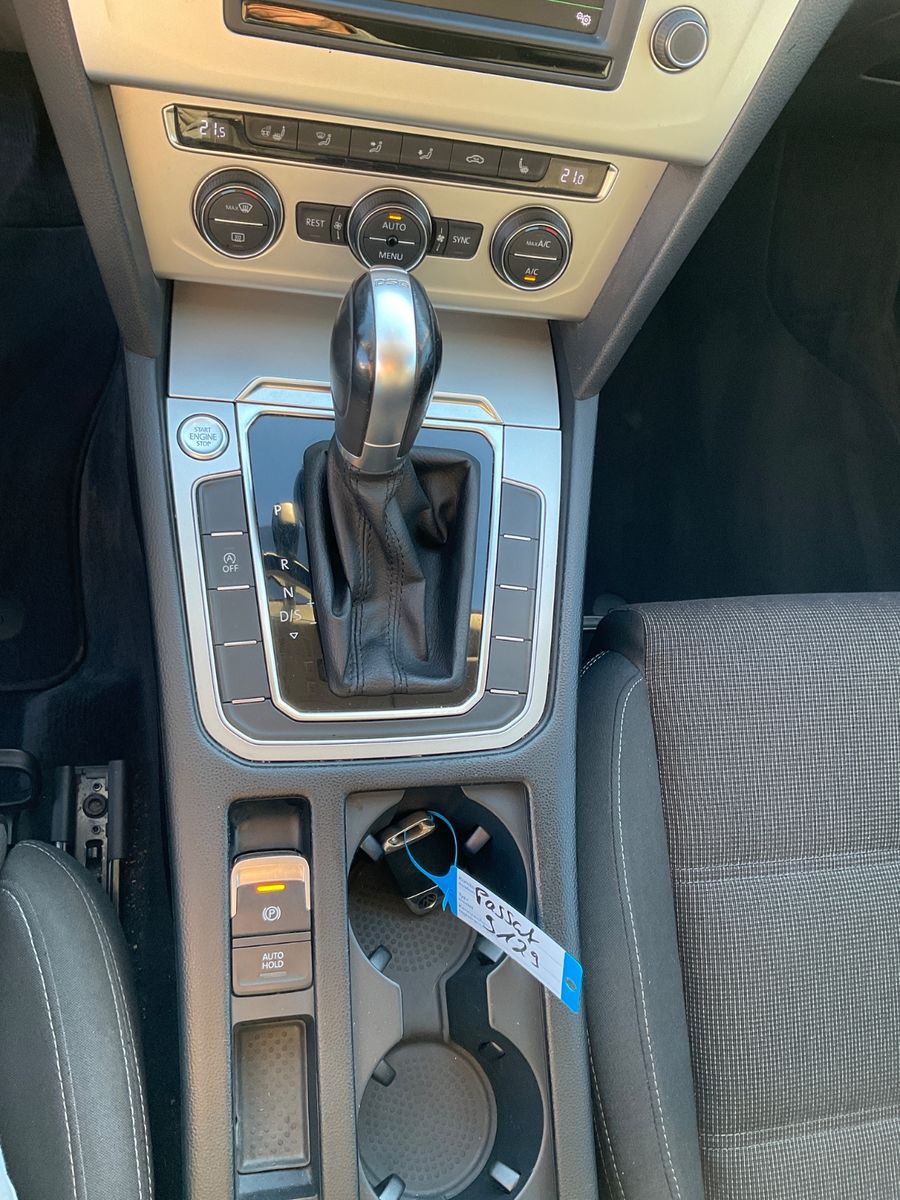 Fahrzeugabbildung Volkswagen Passat Variant 2.0 TDI DSG Comfort,AHK,Navi,ACC