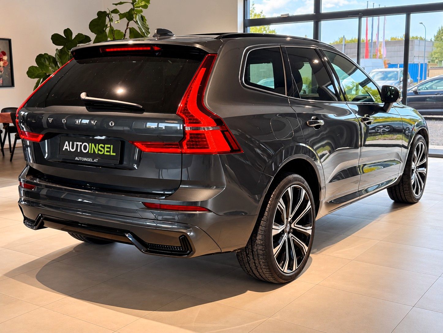 Volvo XC 60 R Design AWD Netto:€20.750,- imagem 3