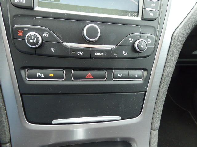 Ford Mondeo 2012 — photo 18