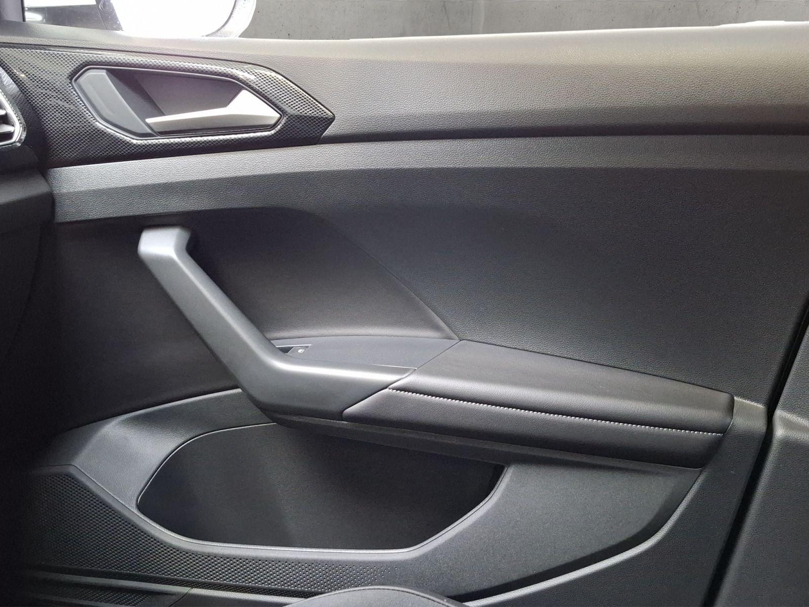 Volkswagen T-Cross R-Line 1.0 l TSI OPF 85 kW (116 PS) 7-Ga, миниатюра 16