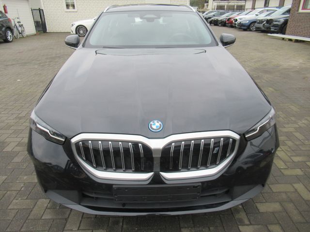 BMW i5 EDrive40 Touring Leder Navi Led Sitz.H.......