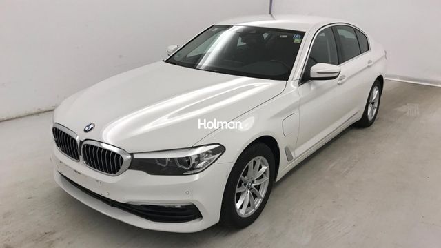 BMW 530e Hybrid Lim. LEDER Live C.Prof. RFK LED