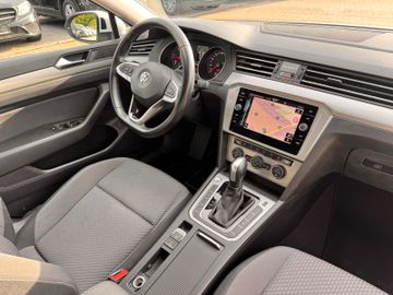 Volkswagen Passat Variant - 9