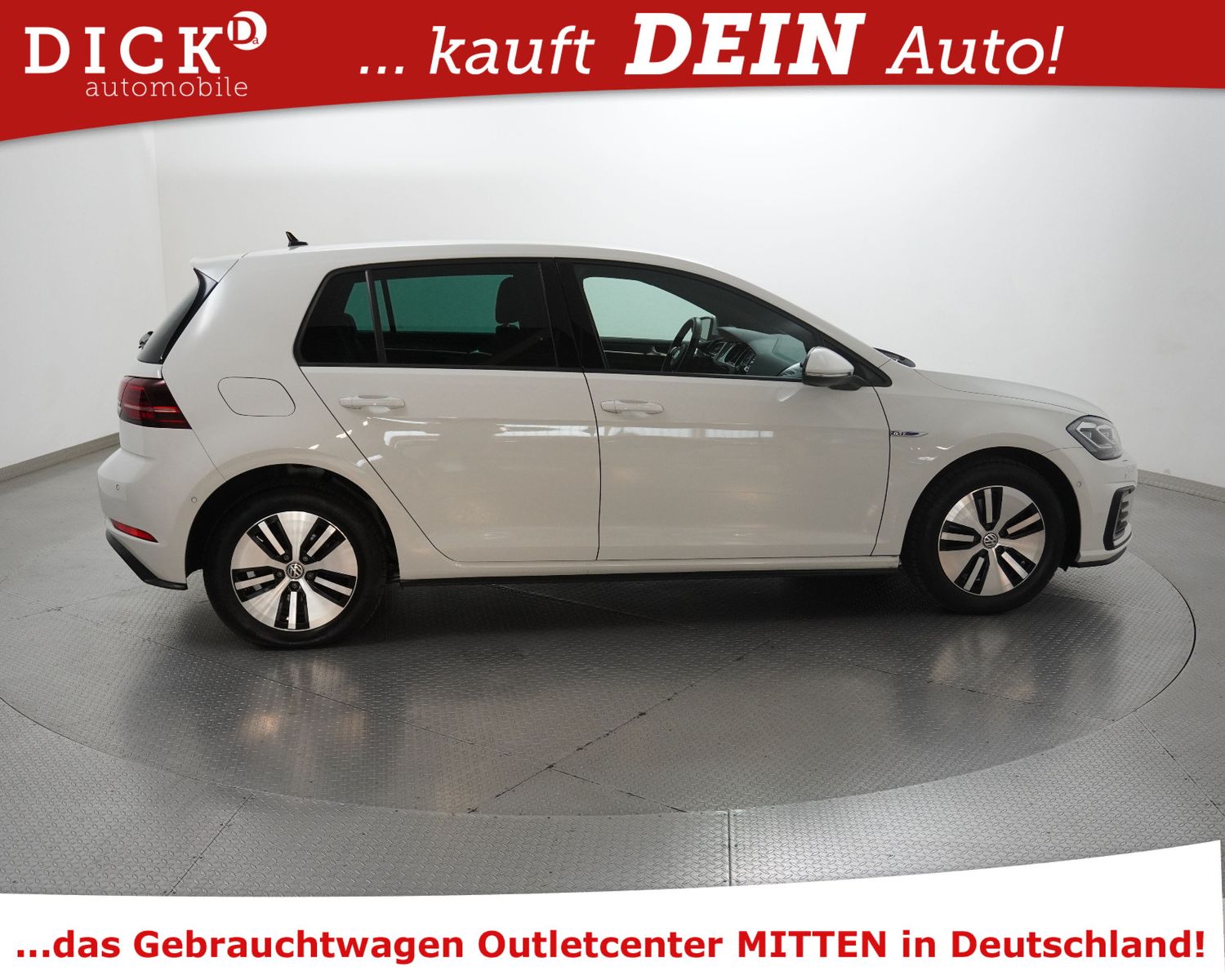 Fahrzeugabbildung Volkswagen Golf VII 1.4 TSI DSG GTE >NAVI+LED+ACC+SHZ+PARK+