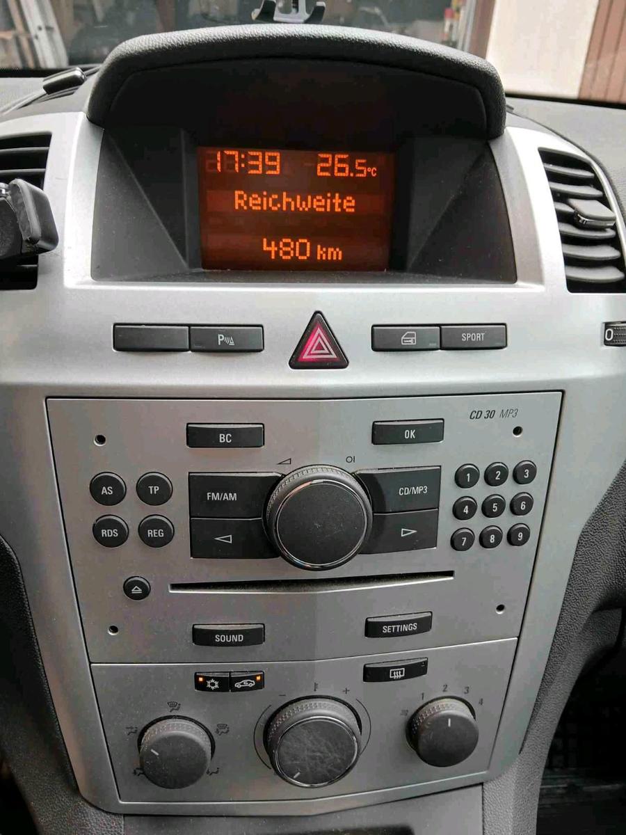 Opel Zafira 2009 — photo 5