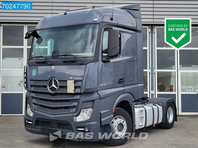 Mercedes-Benz Actros 1845 4X2 2x Tanks