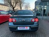 Volkswagen Passat 1,6i Lim. Comfortline*Klimaaut.*Alu*2xPTS - gebrauchte VW Passat aus dem Jahr 2009