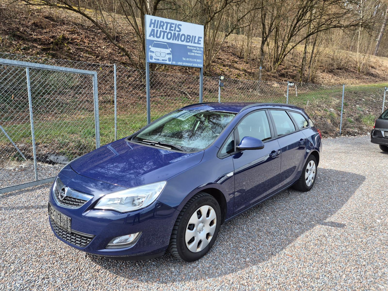 Opel Astra J 1.4 L / KLIMAANLAGE+AHK+RCD+EURO 5