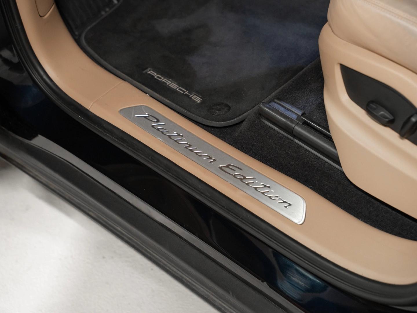 Porsche Cayenne Platinum Edition InnoDrive Surround View, миниатюра 21