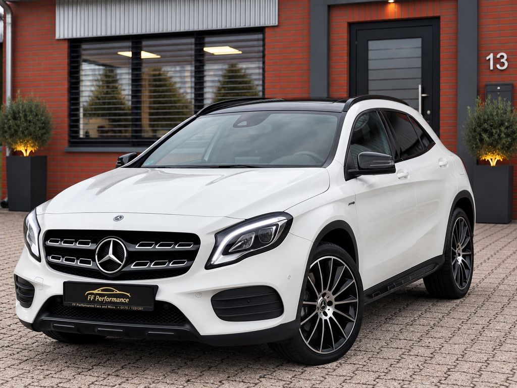 Image of Mercedes-Benz GLA 220